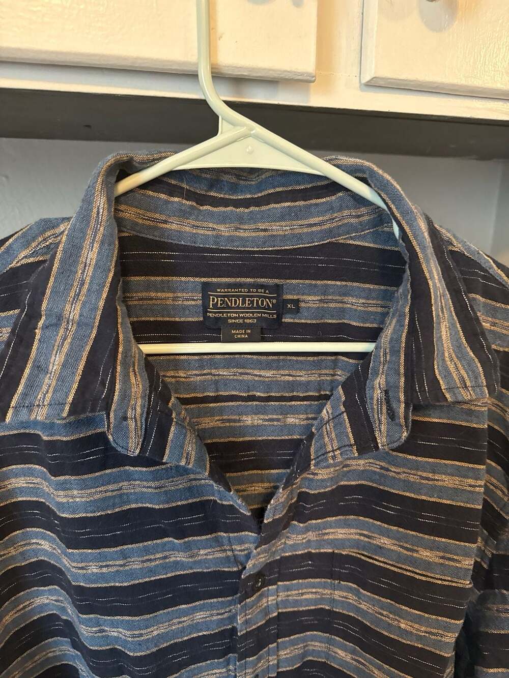 Pendleton Men's Blue & Tan Horizontal Striped Long Sleeve Button Down , Size XL